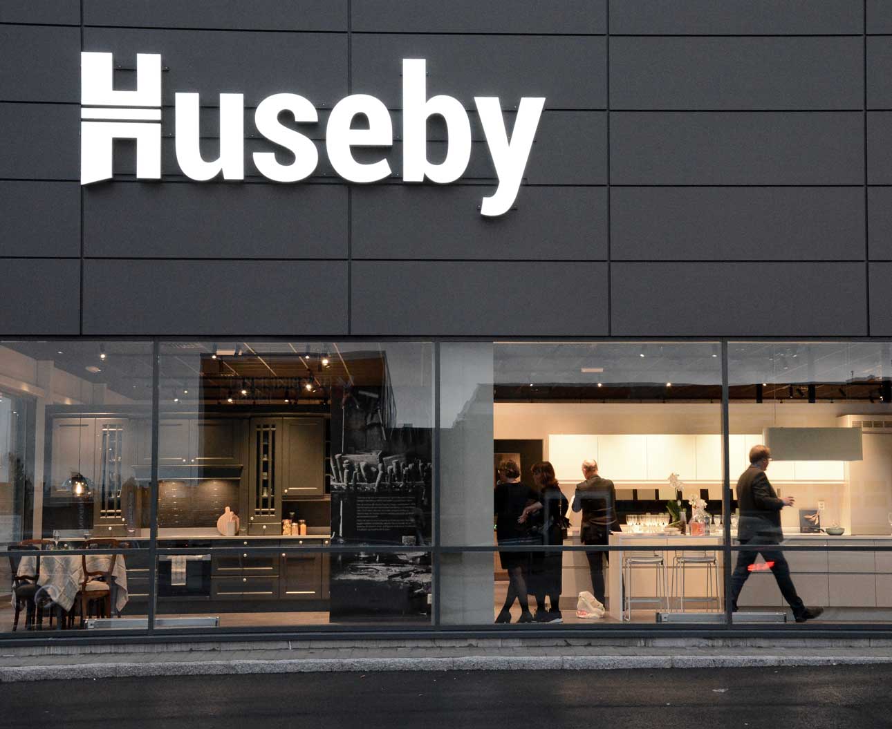 Huseby_butikskilting_design-av-Gro-Englund-Børresen,-OKTAV-Reklamebyra